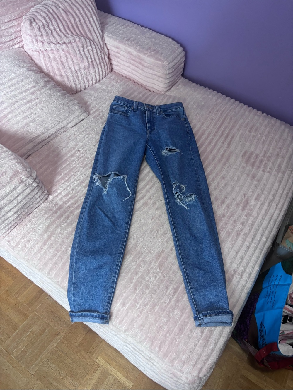 Levis Mom jeans Classic High-Rise Distressed Women’s Jeans - Blue